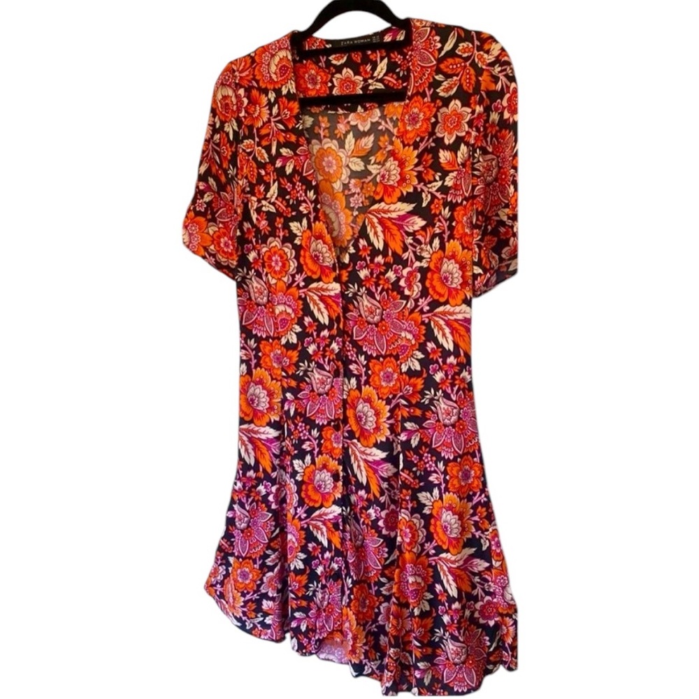 Zara•Floral Mini Button Down V Neck Dress